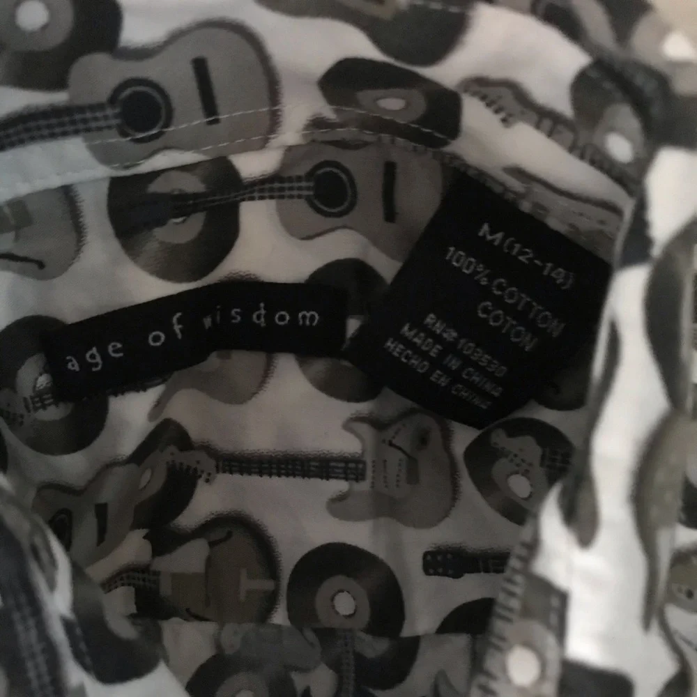 AGE OF WISDOM Guitar Print Button Down Dress Shirt 12-14 Boys